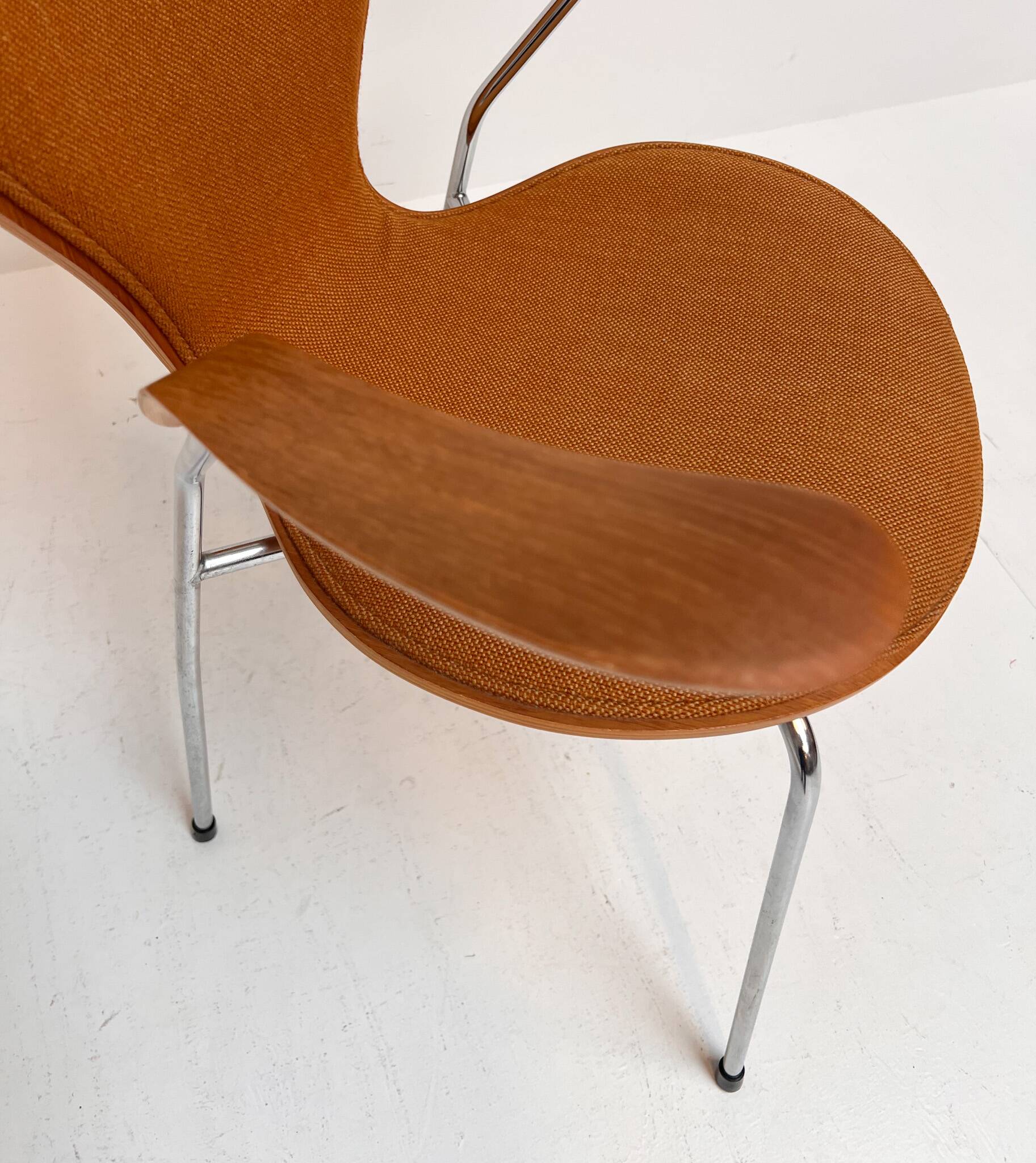 Wooden 3207 chair by Arne Jacobsen for Fritz Hansen, 1980s