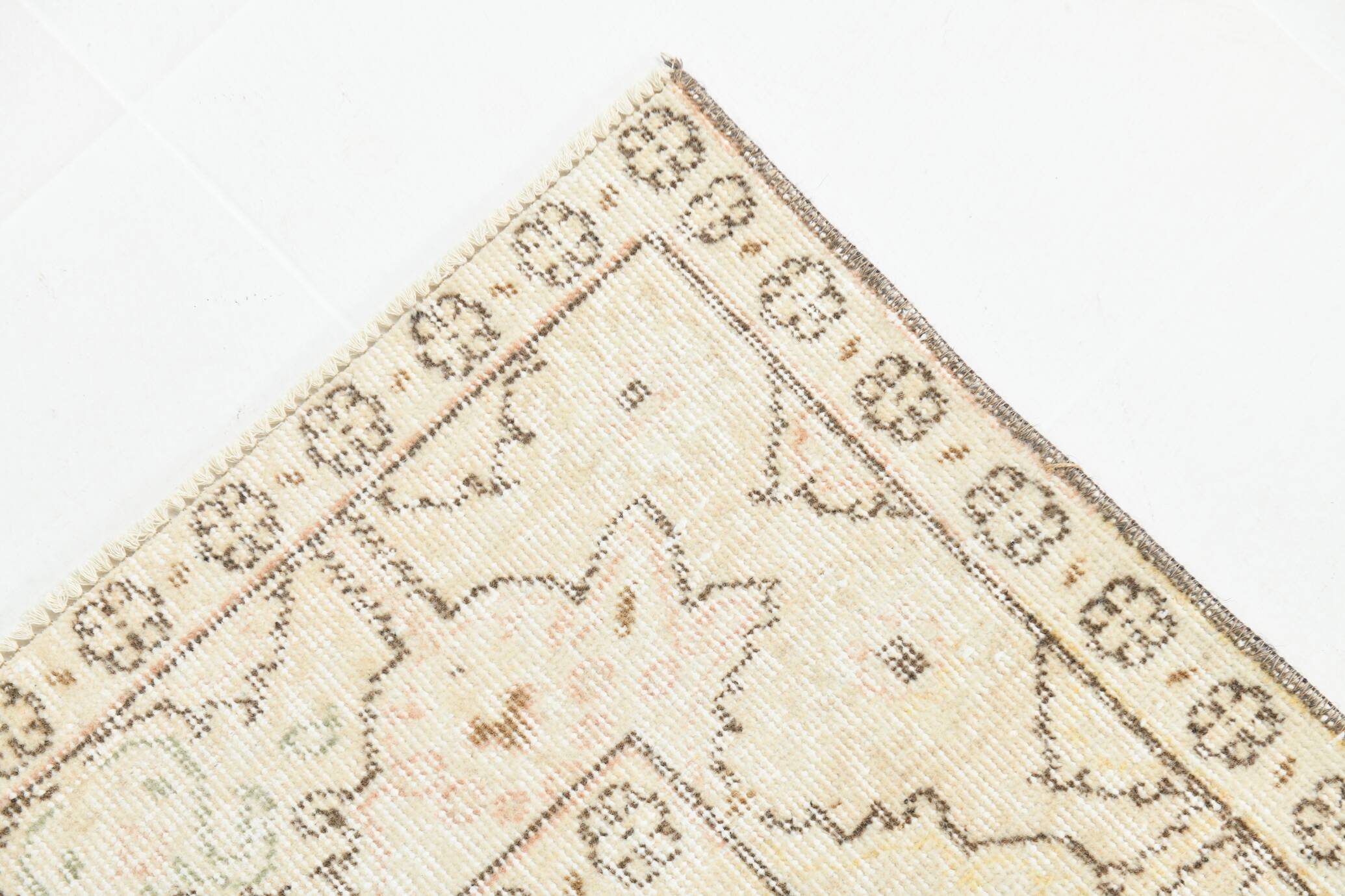 Soft Beige Neutral Vintage Oushak Carpert Rug, 222x330 Cm