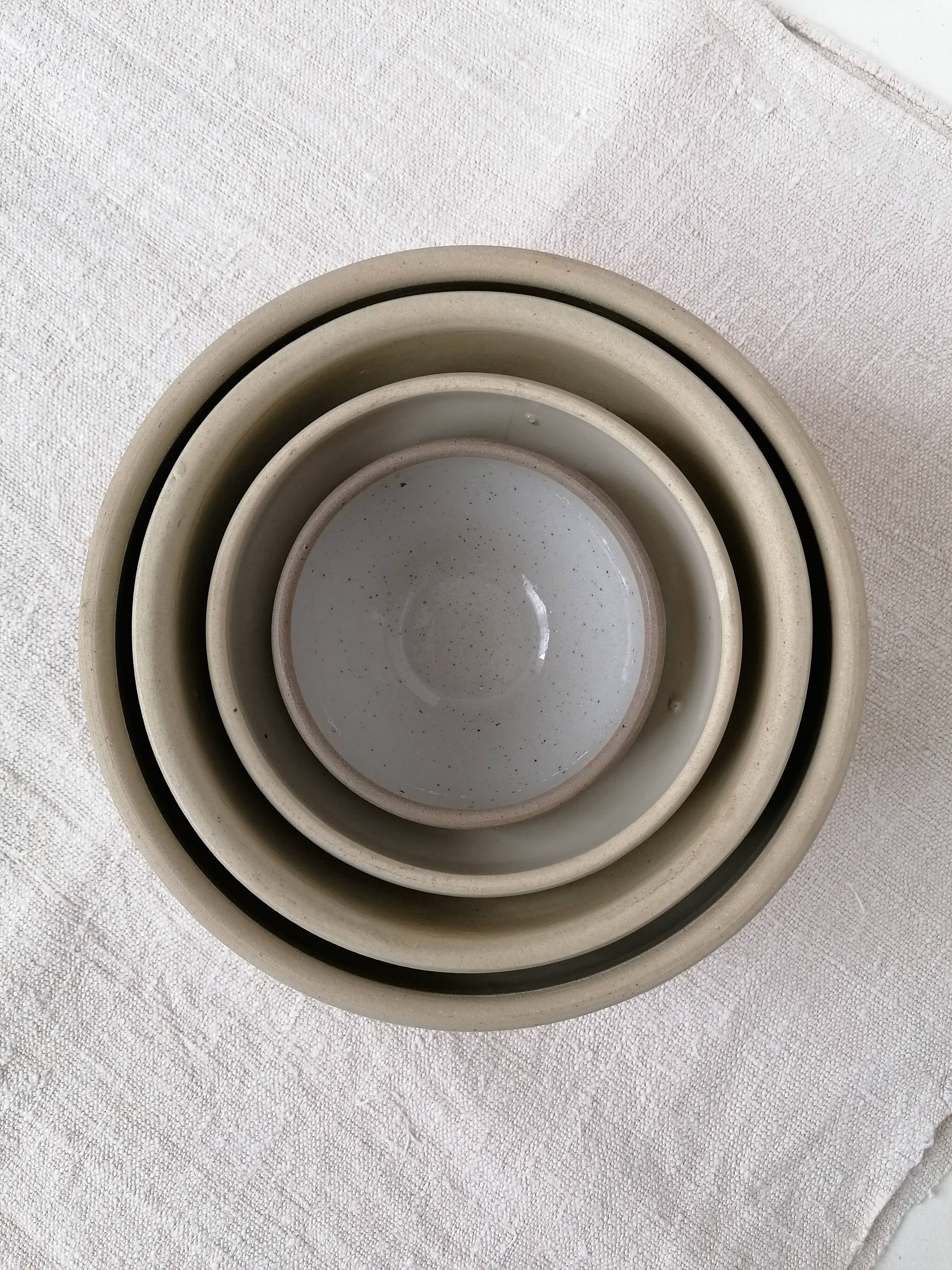 Bowl in brown
