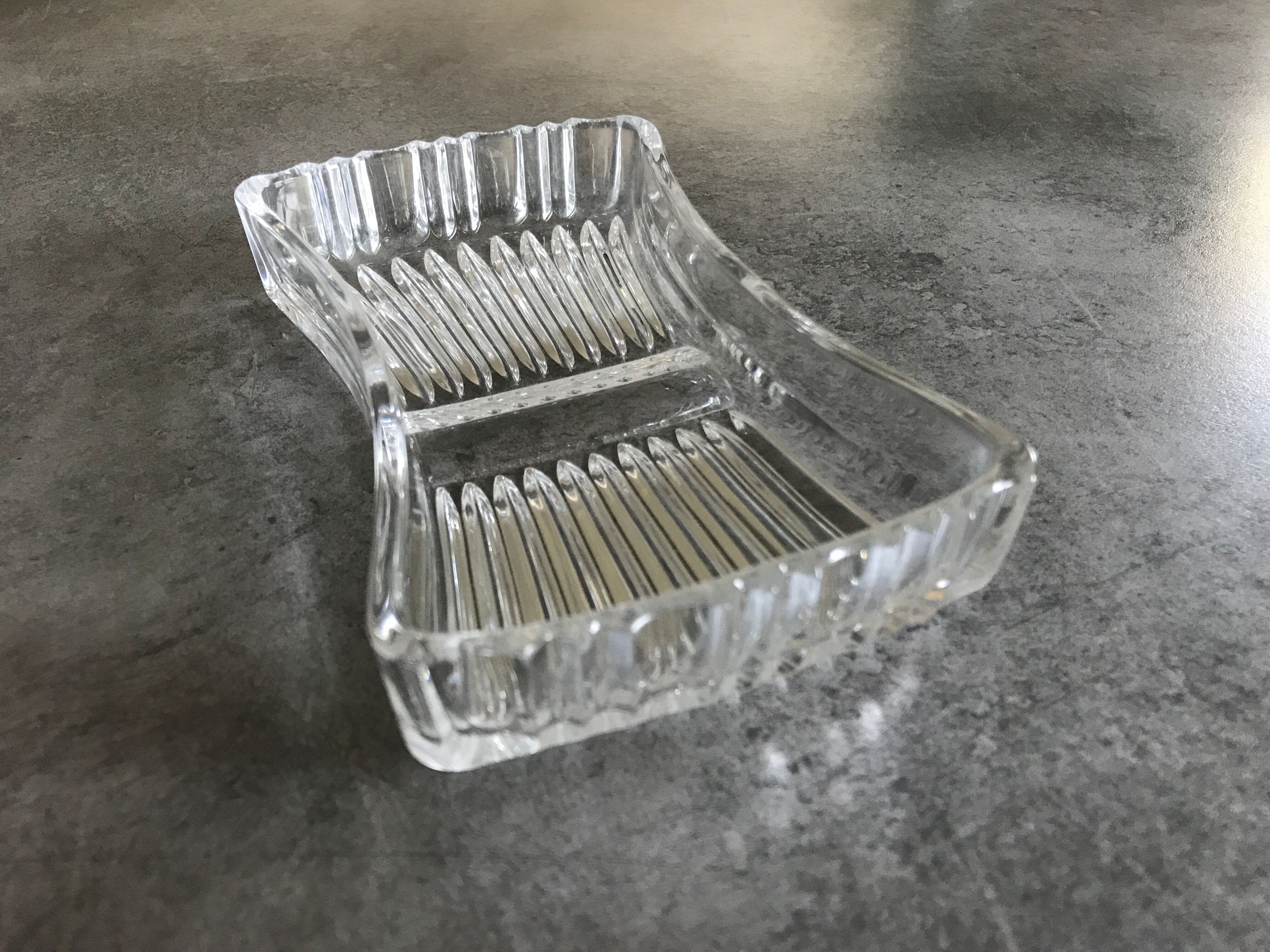 Empty pocket cup in molded glass 16.5 x 10 cm