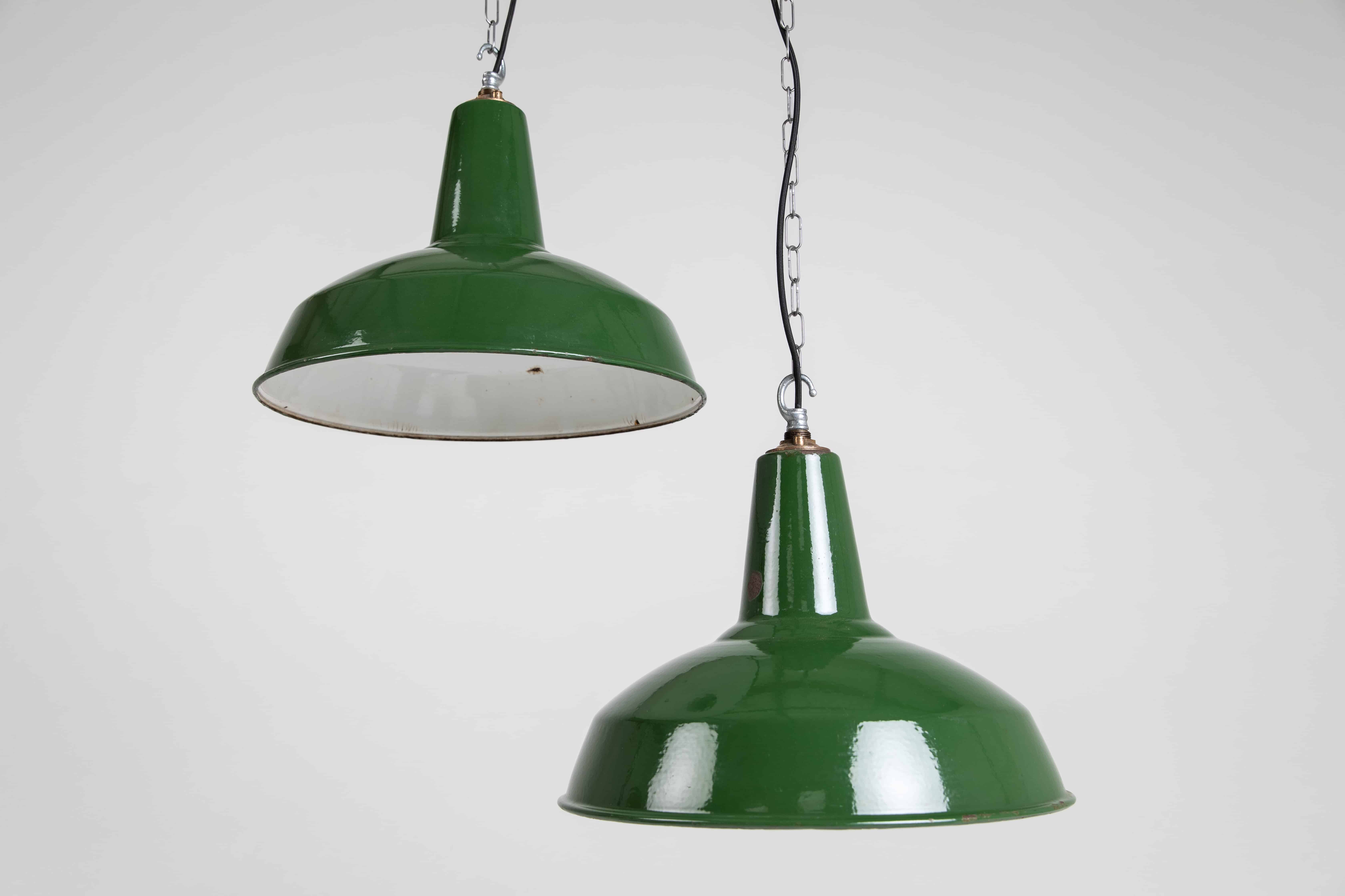 Benjamin enamel hanging lamp