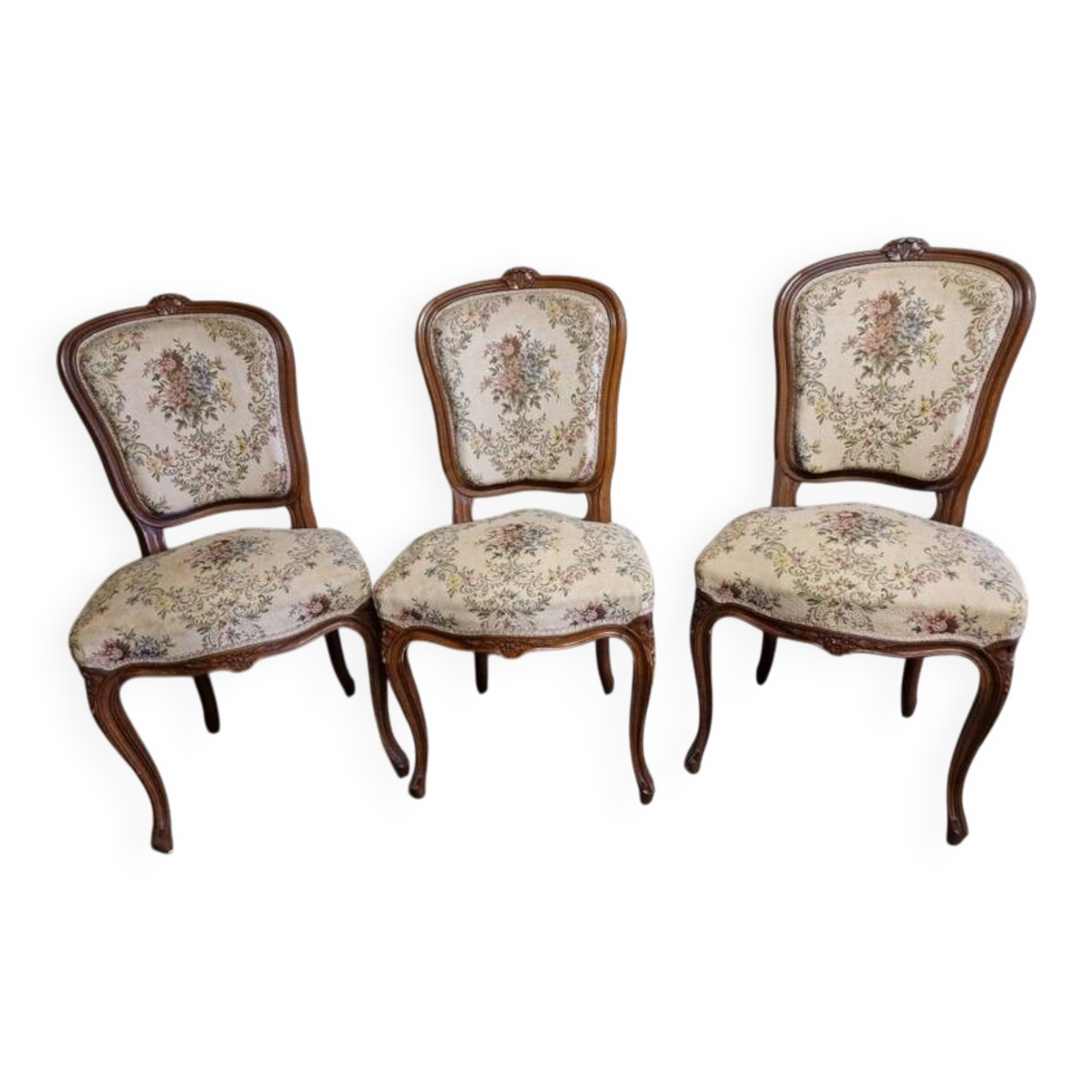 Set of 3 Louis XV style chairs - In carved and moulded wood with flowers