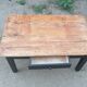 Table basse en bois avec un tiroir