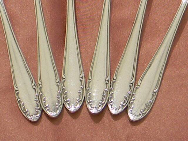 Set of 6 silver-plated teaspoons
