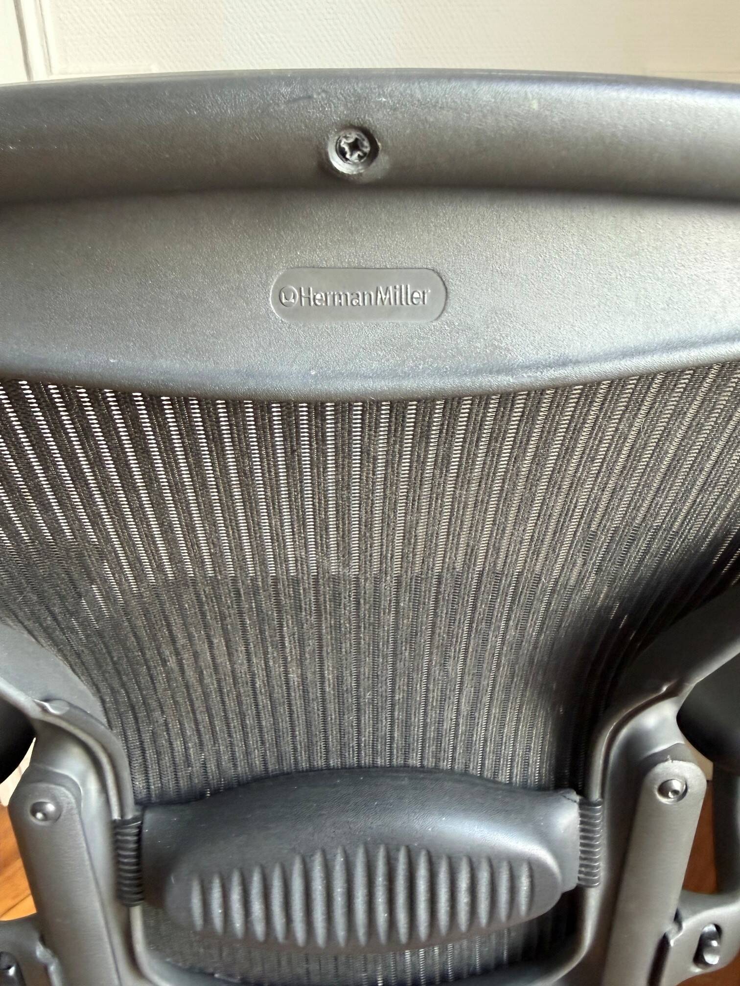 Herman Miller Aeron office chair (Remastered)