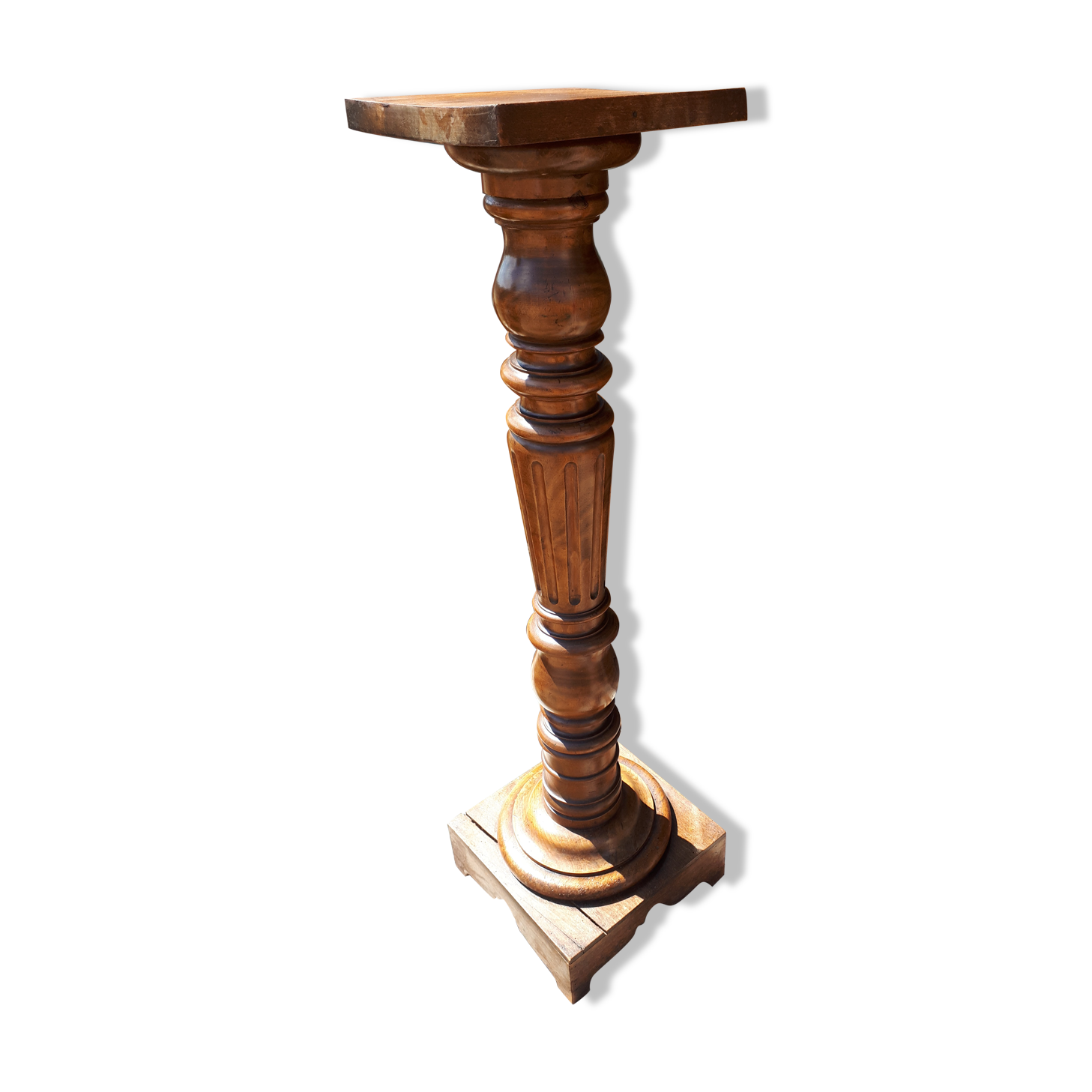 Fifth wheel on column