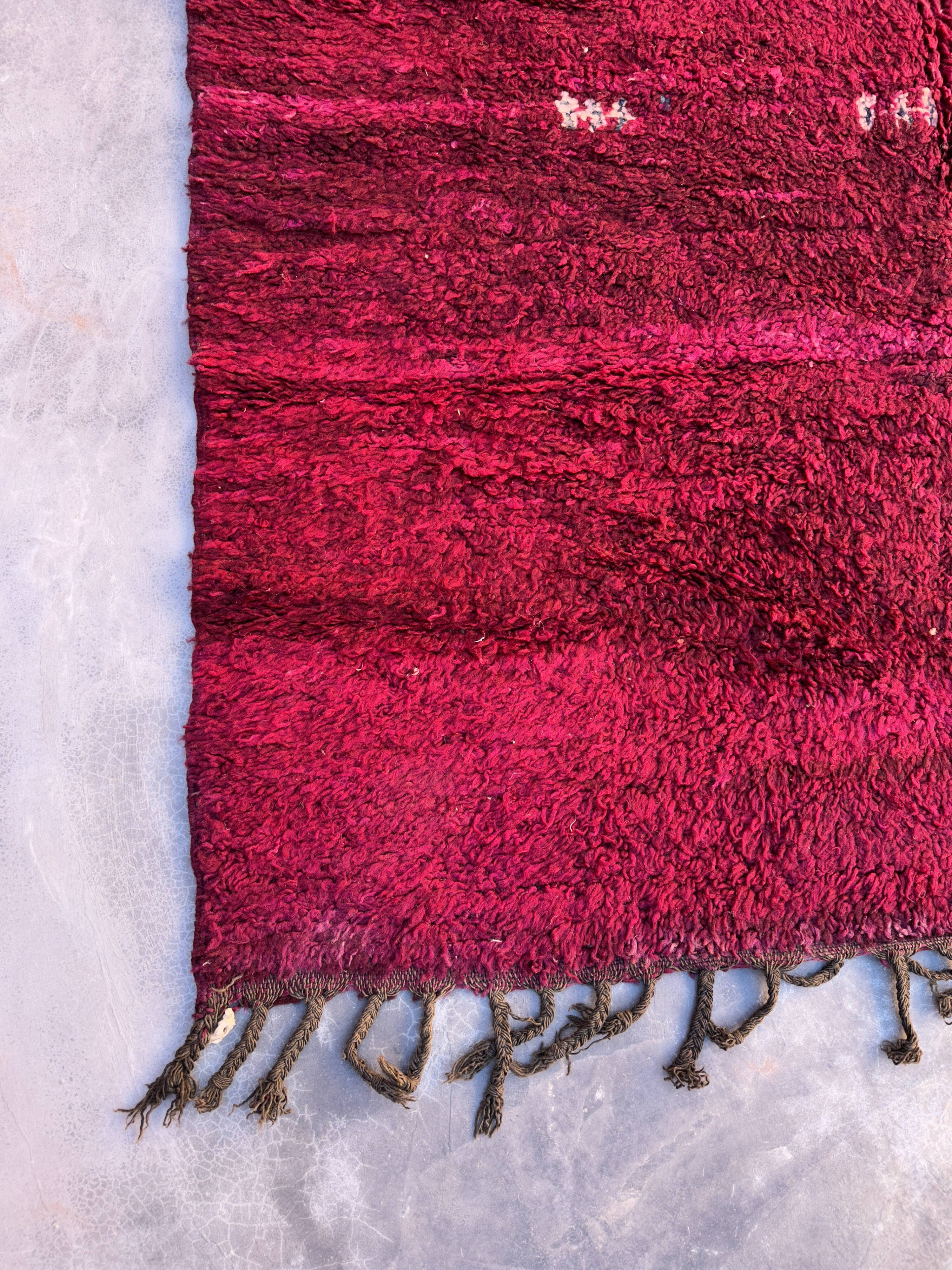 Moroccan rug Beni M'Guild purple - 258 x 174 cm