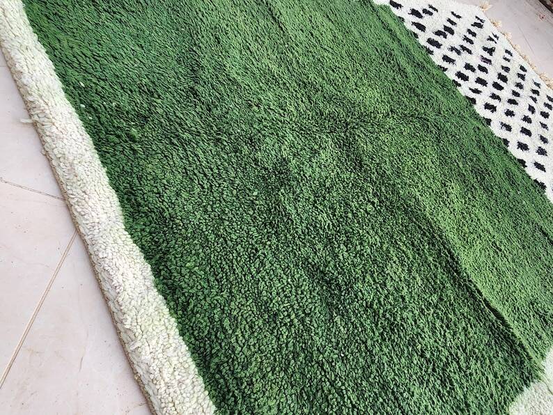 Handmade Berber rug 200cm x 300cm