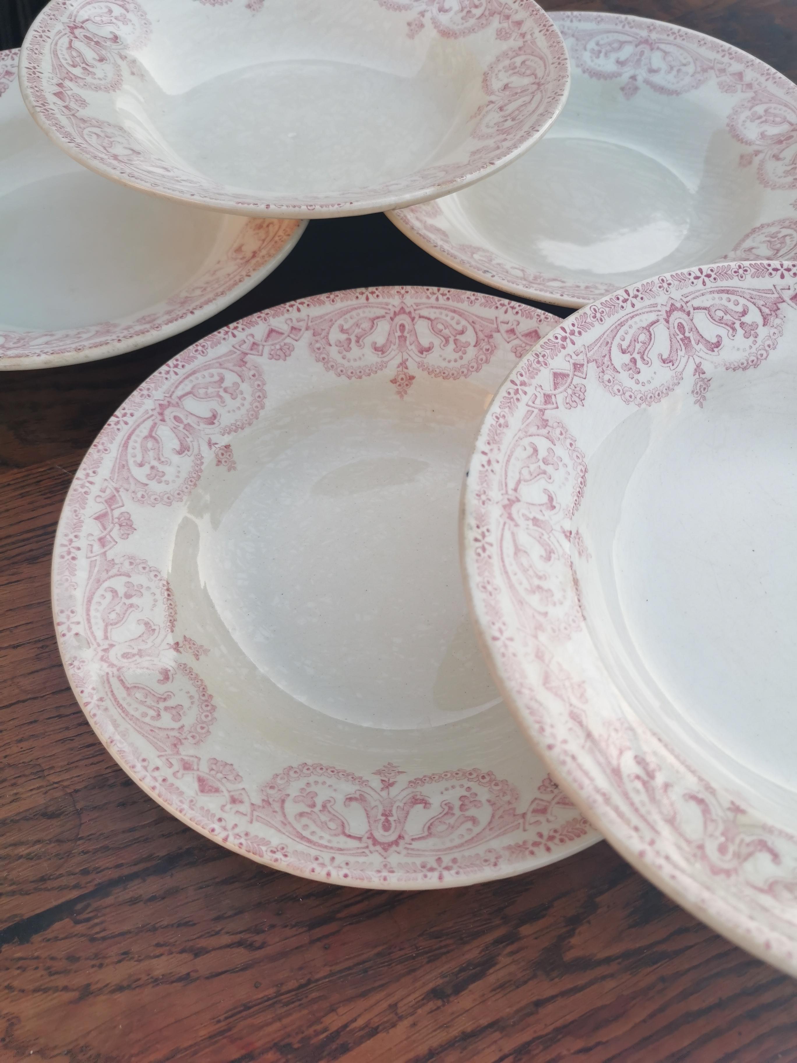 Set of 6 plates in Iron Earth