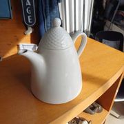 Vintage white ceramic teapot / coffee pot