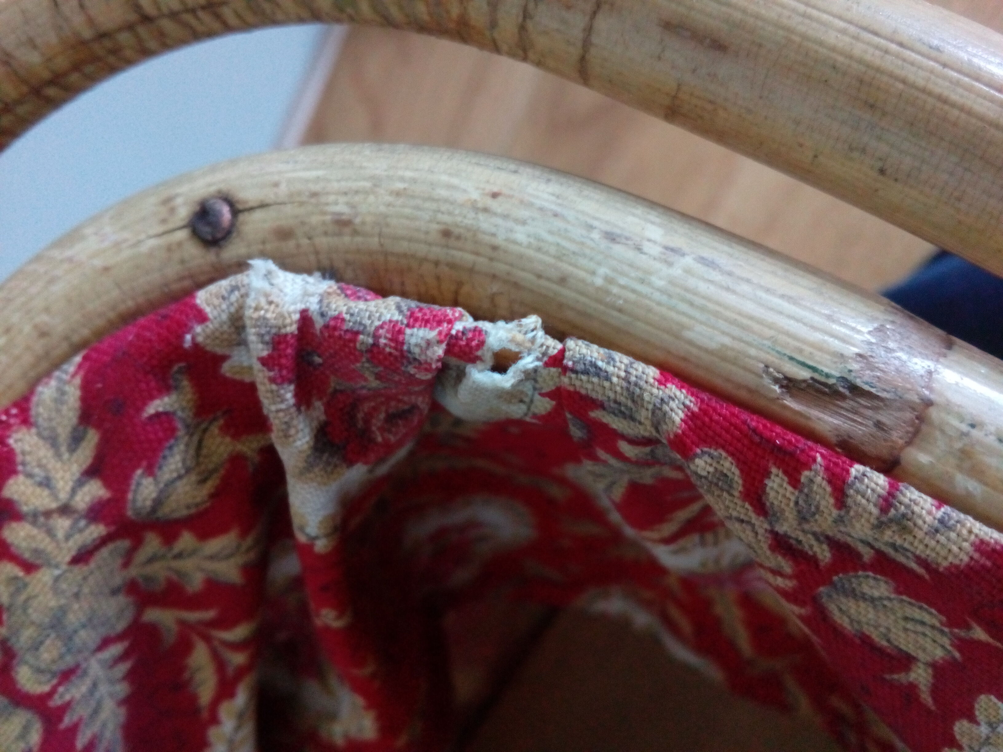 Square-shaped 1960s wicker knitting cart worker