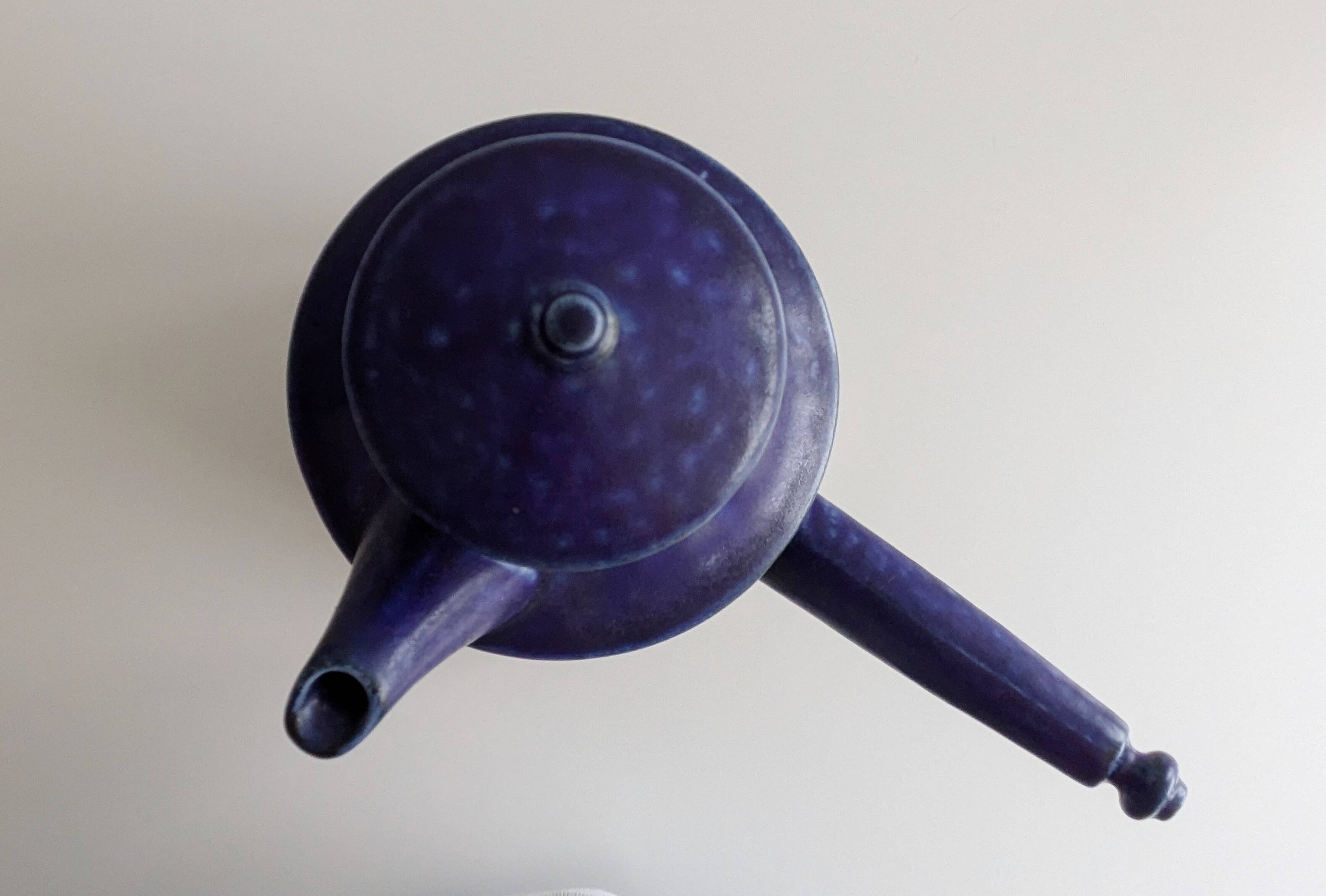 Langenthal (Switzerland) teapot and matching tea warmer.