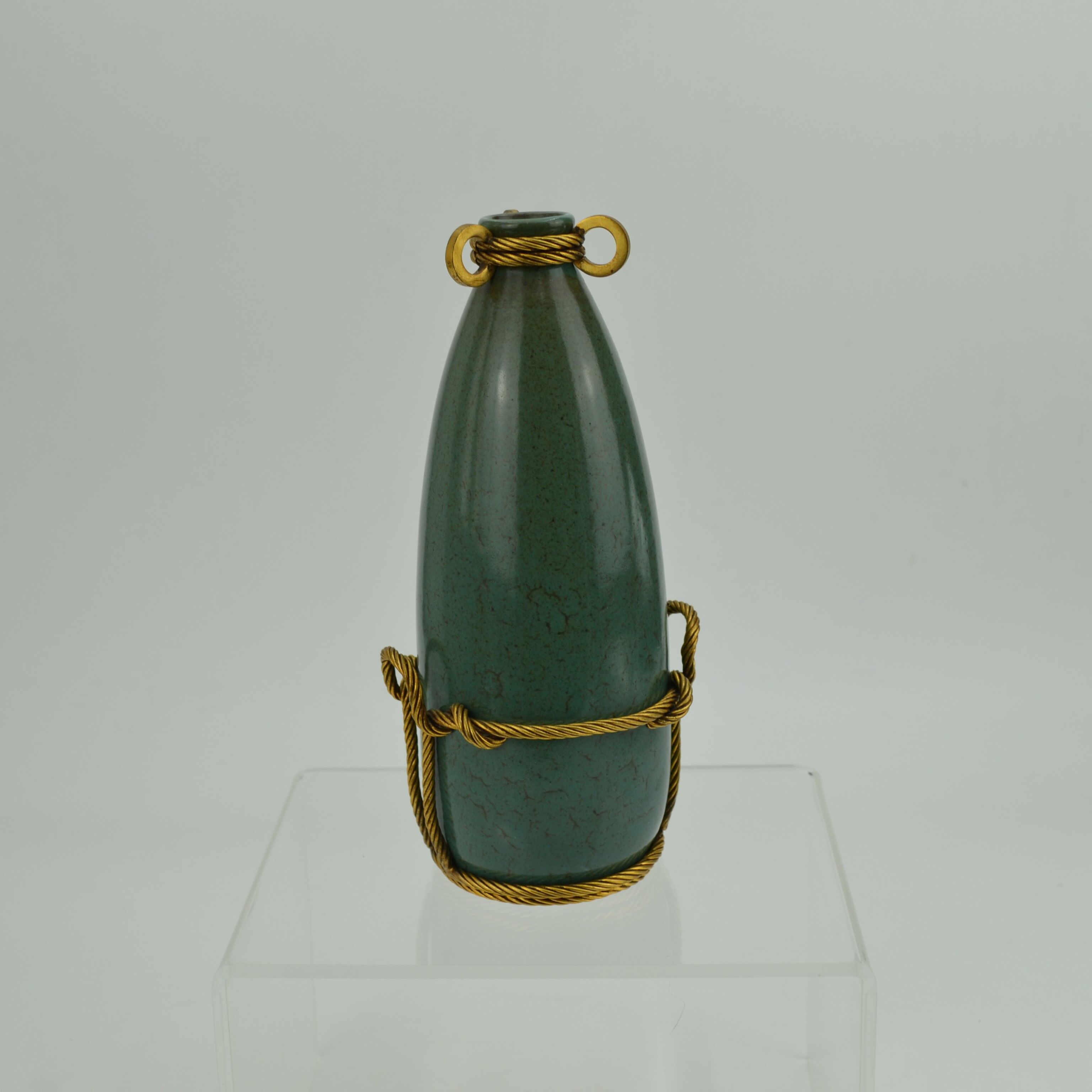 Vase en grès à monture de bronze doré de Louis Lourioux