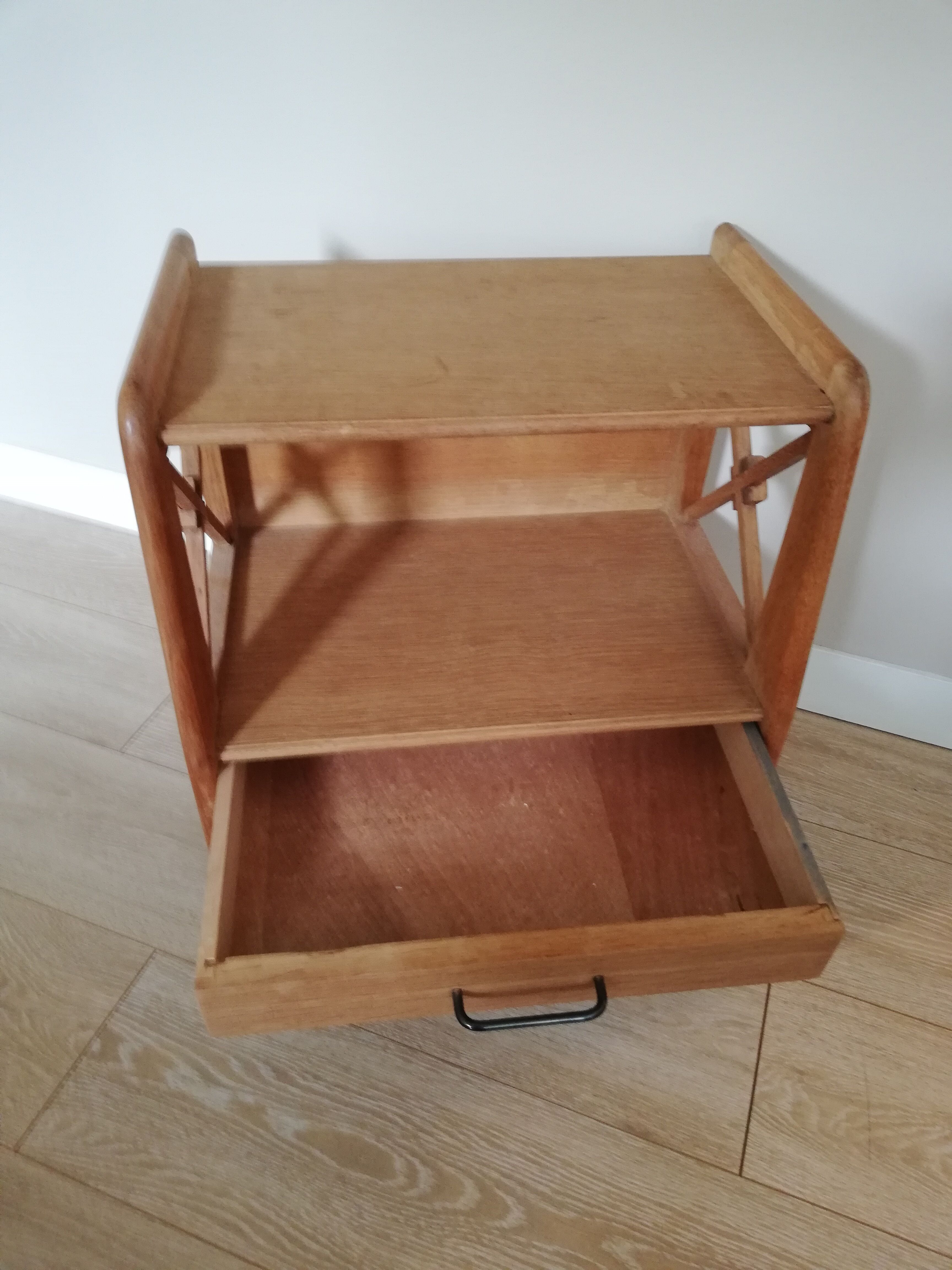 Bedside or sofa tip 50 years