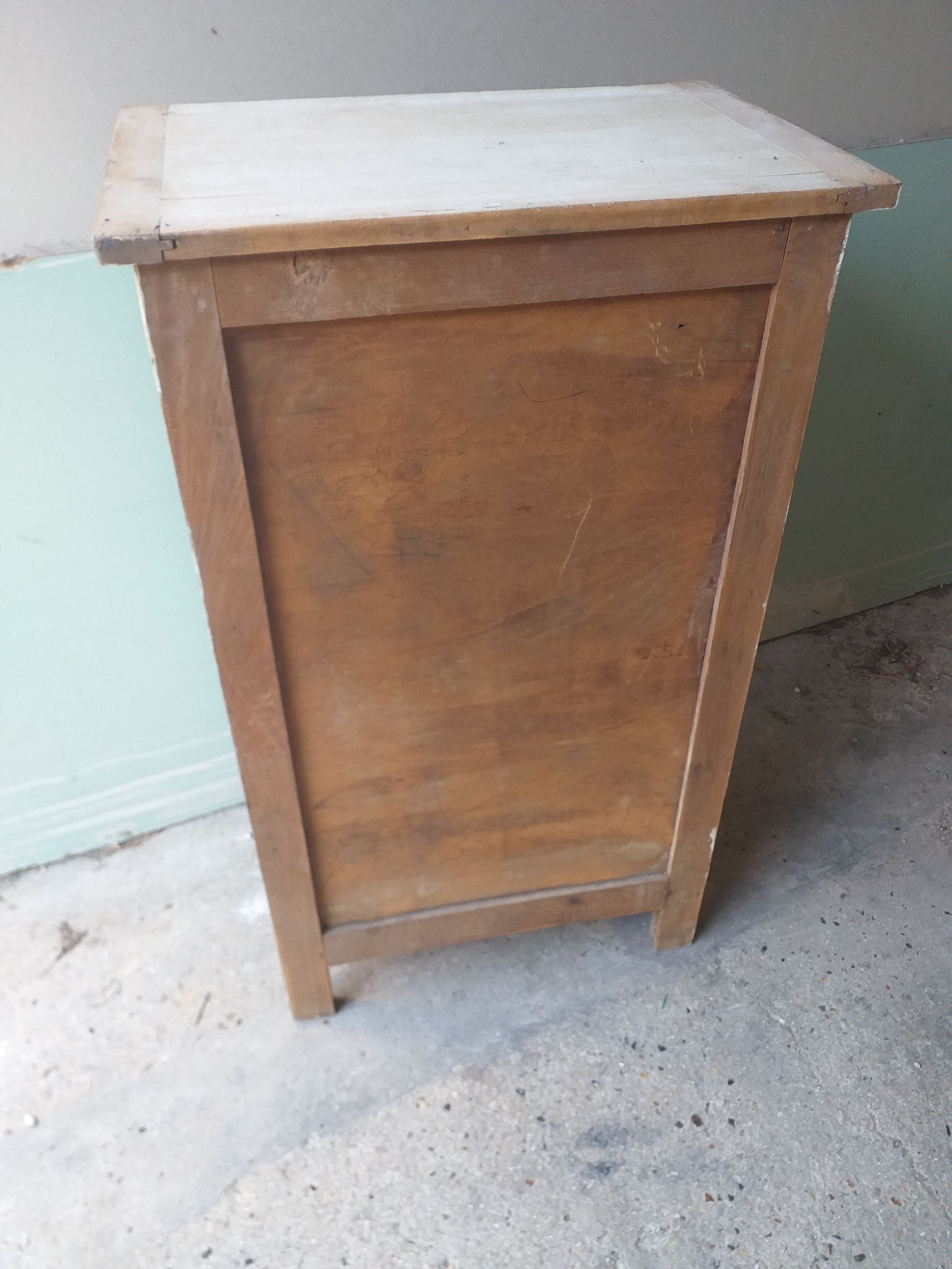 Small Parisian furniture