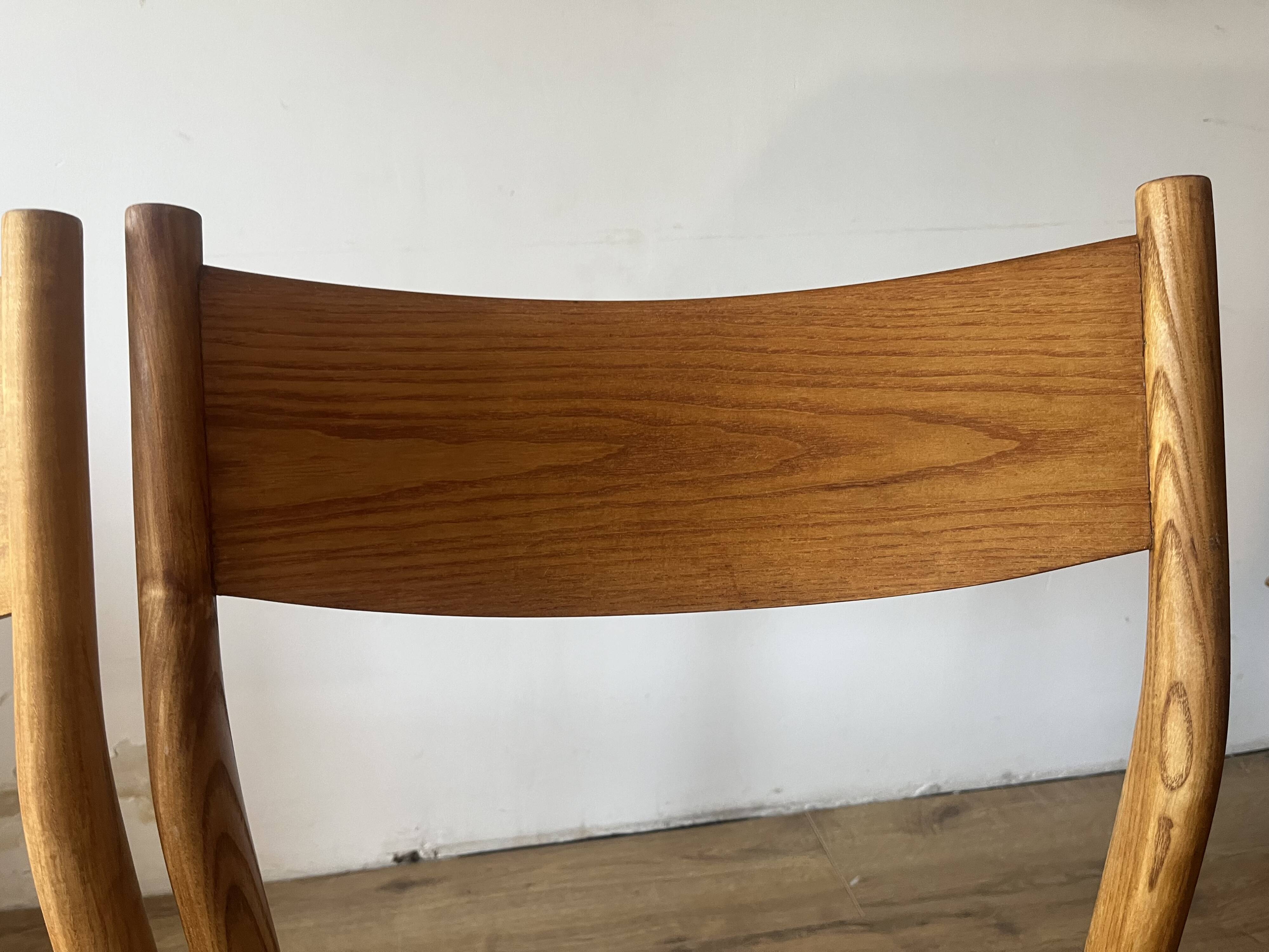Chairs Consorzio Sedie Friuli in Danish cord