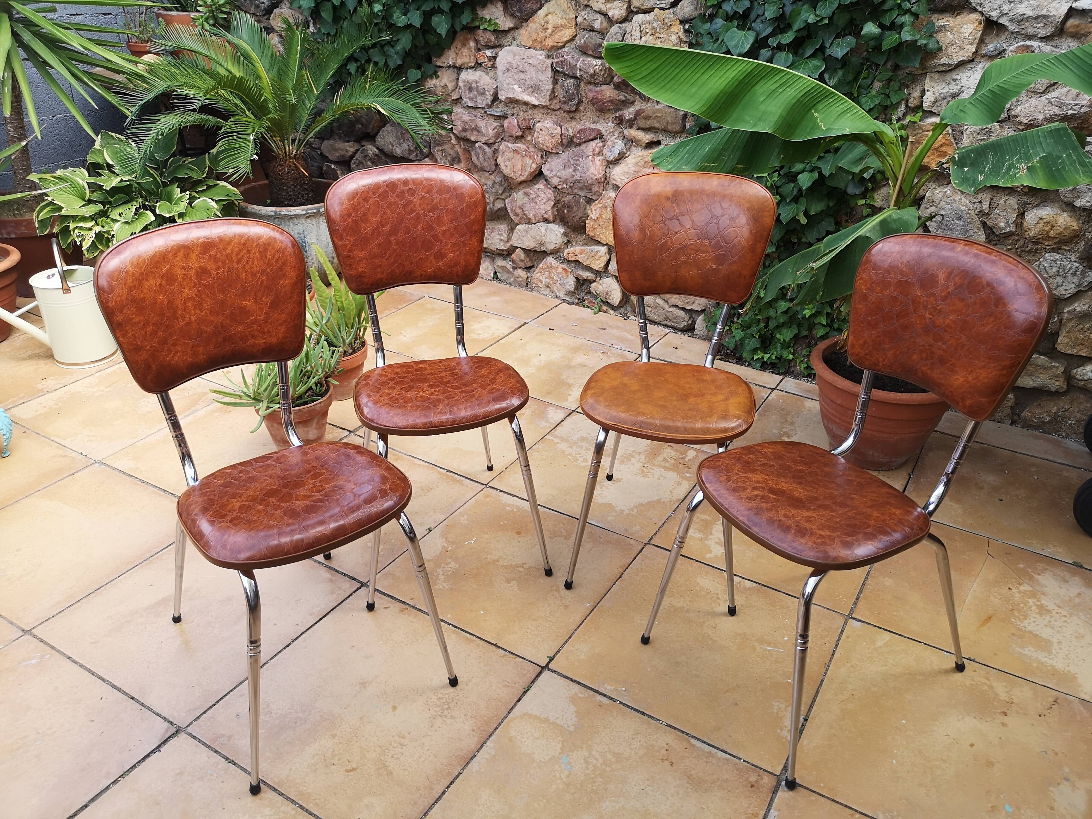 Lot of 4 vintage chairs in skai camel croc effect