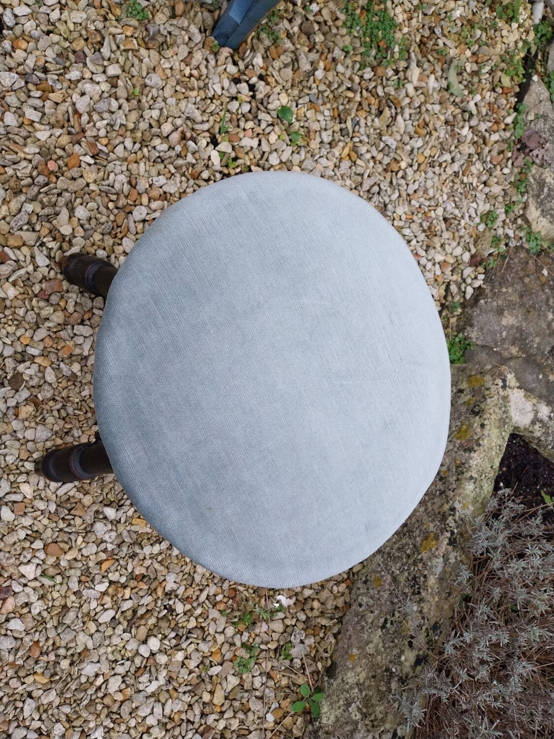 Napoleon III piano stool