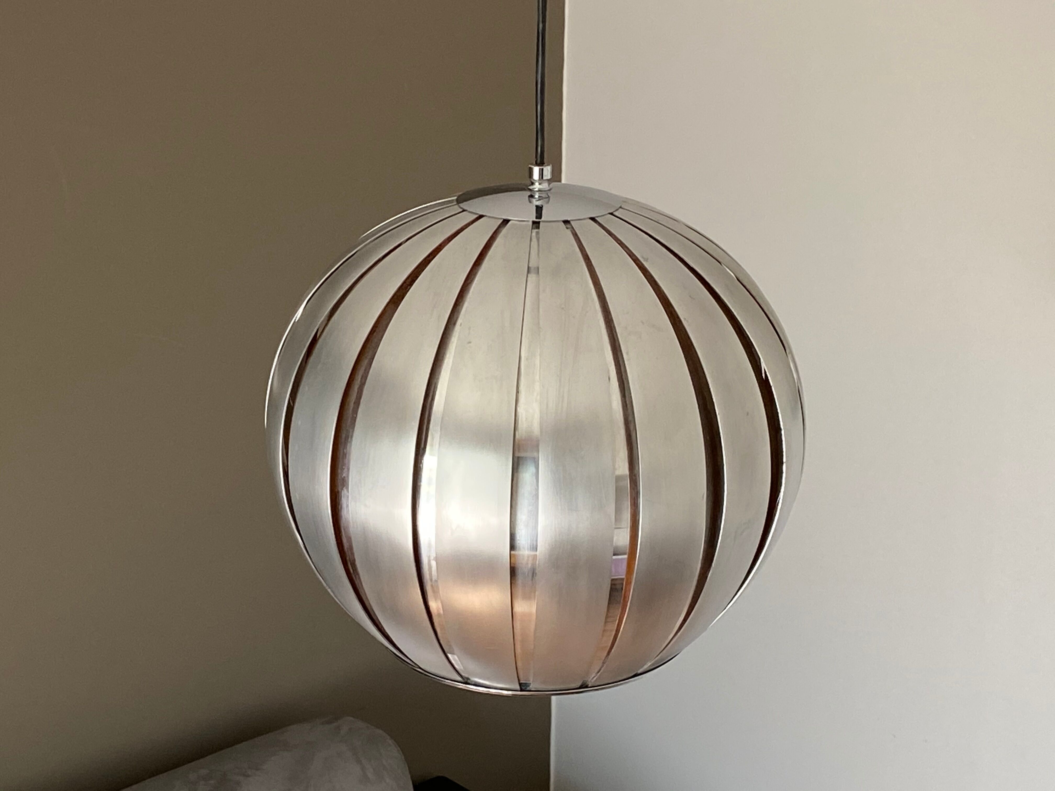 Suspension Henri Mathieu in curved aluminium