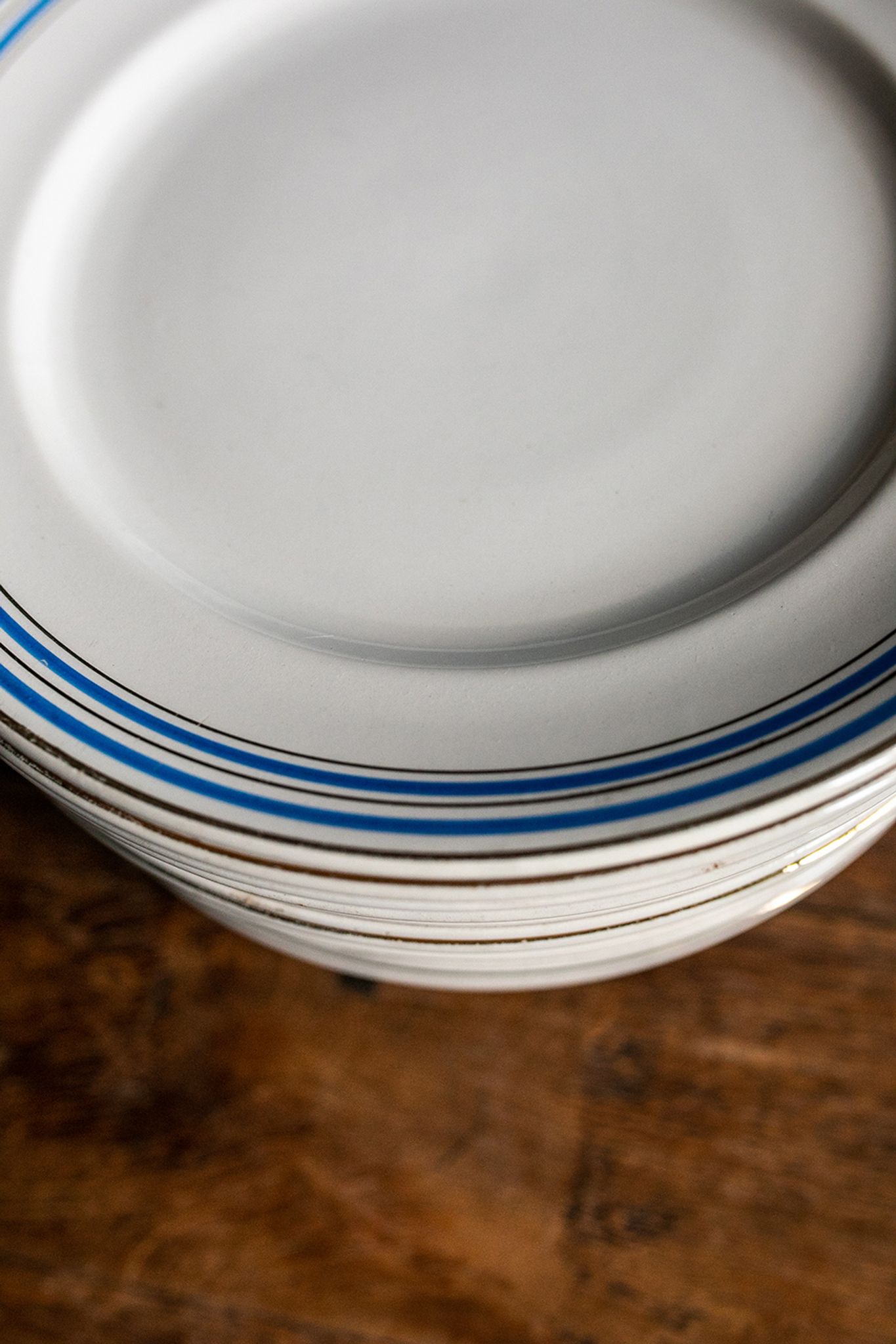 Onnaing's earthenware service