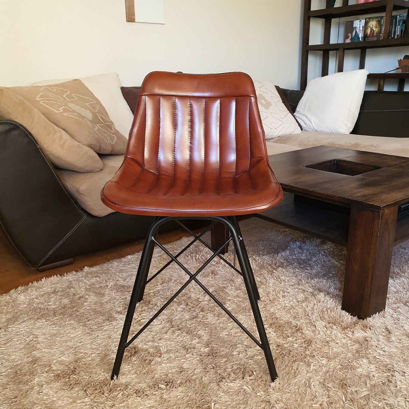 Chaise en cuir de style industriel Selency