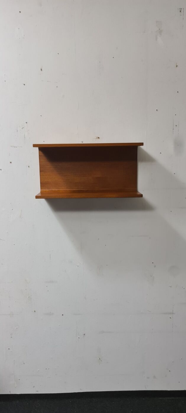 Vintage Danish design shelf by Pedersen & Hansen Viby J