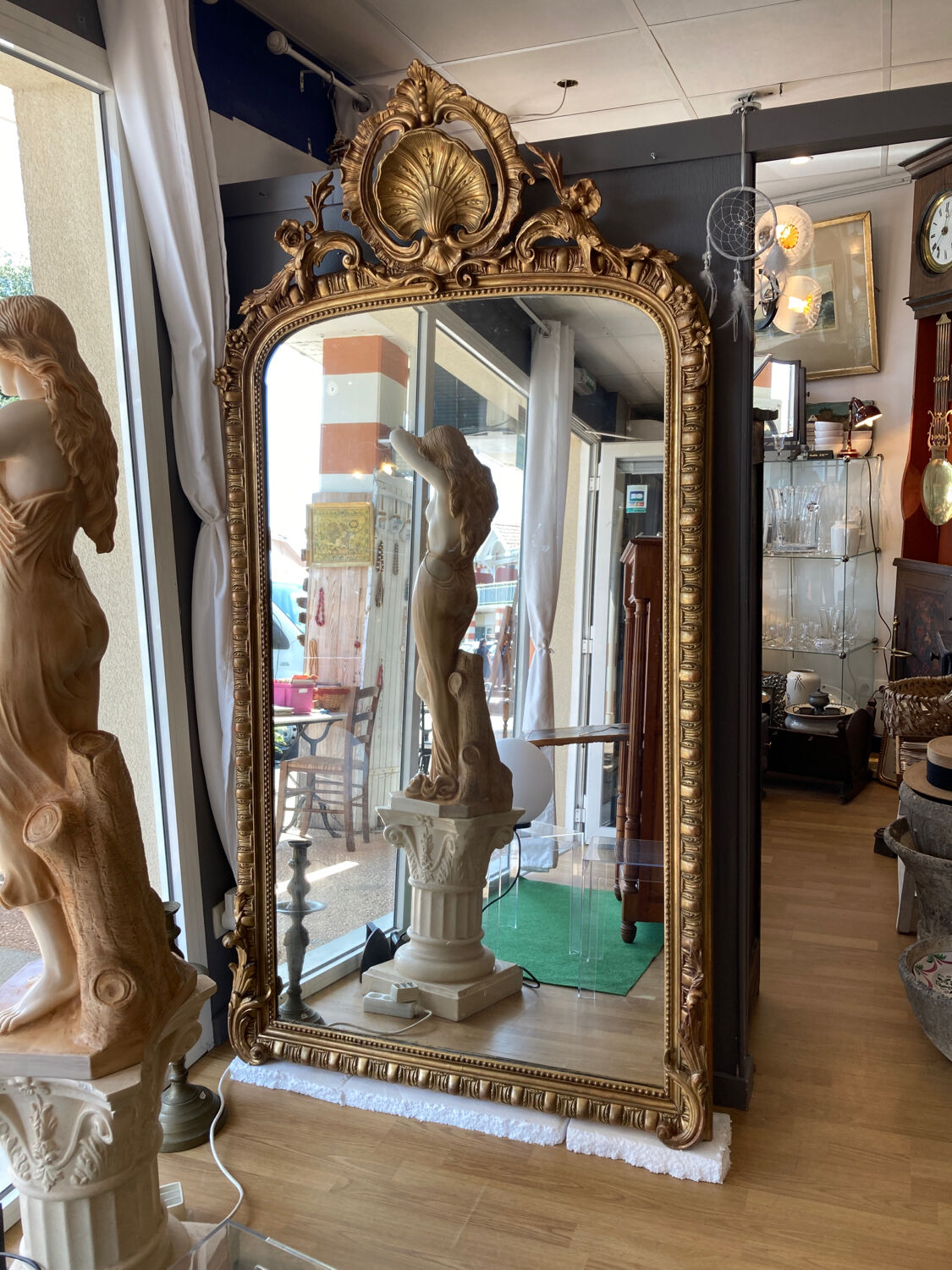 Golden mirror high 2m old