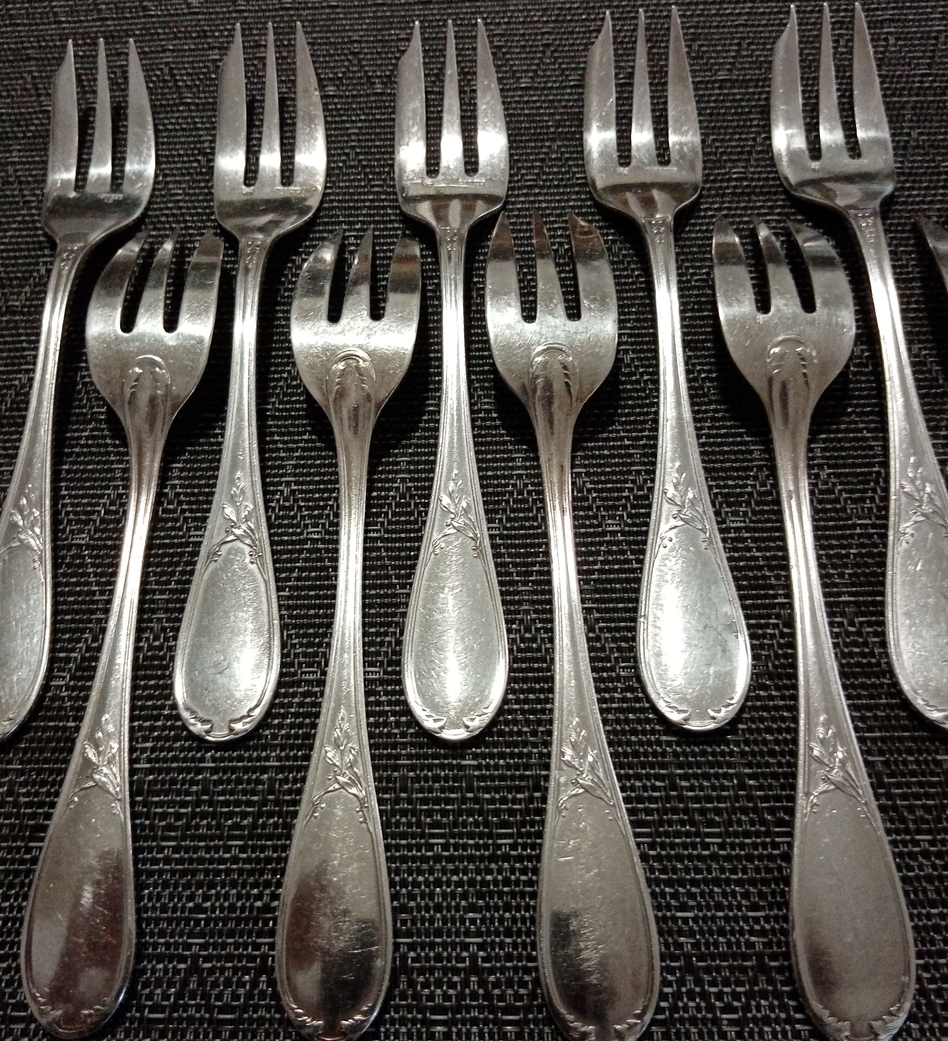 10 cake forks silver metal Ercuis model lauriers dessert forks