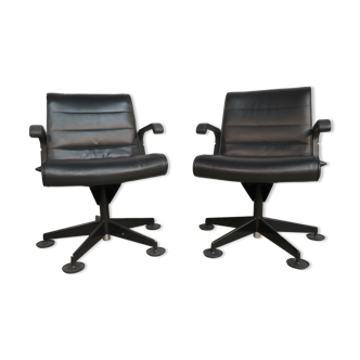 Pair of Sapper chairs edited by Knoll