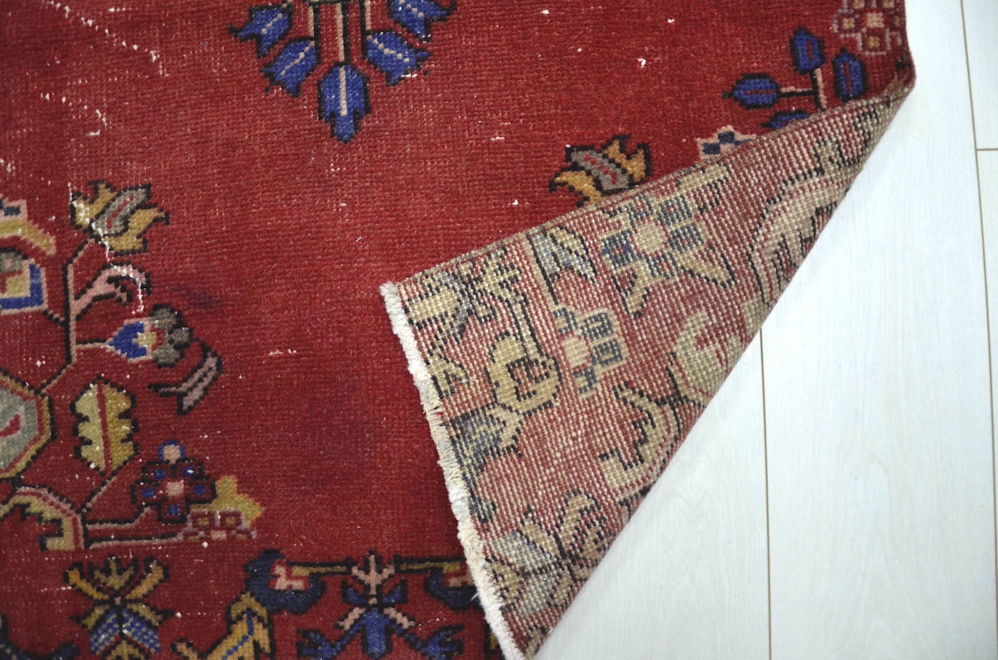 Tapis anatolien rouge et bleu sku 2222