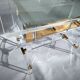 Bureau en verre acrylique et laiton par Charles Hollis Jones