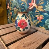 Small ceramic vase with flowers Saint Clement