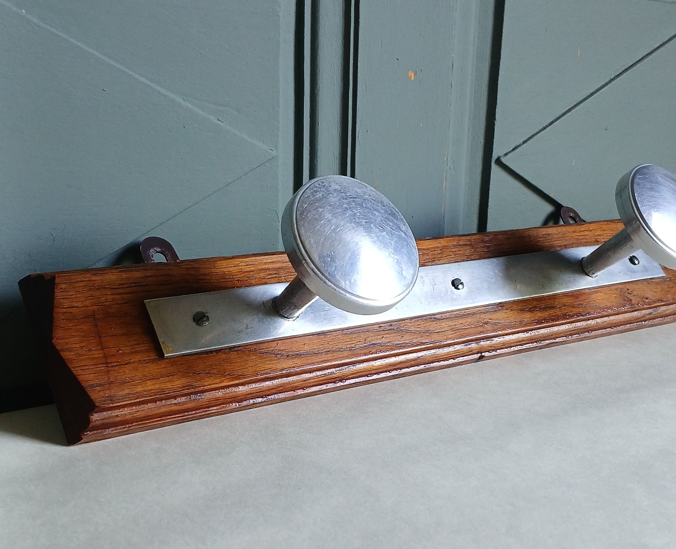 Coat rack with 2 hooks Art Deco in oak & aluminium, 1930