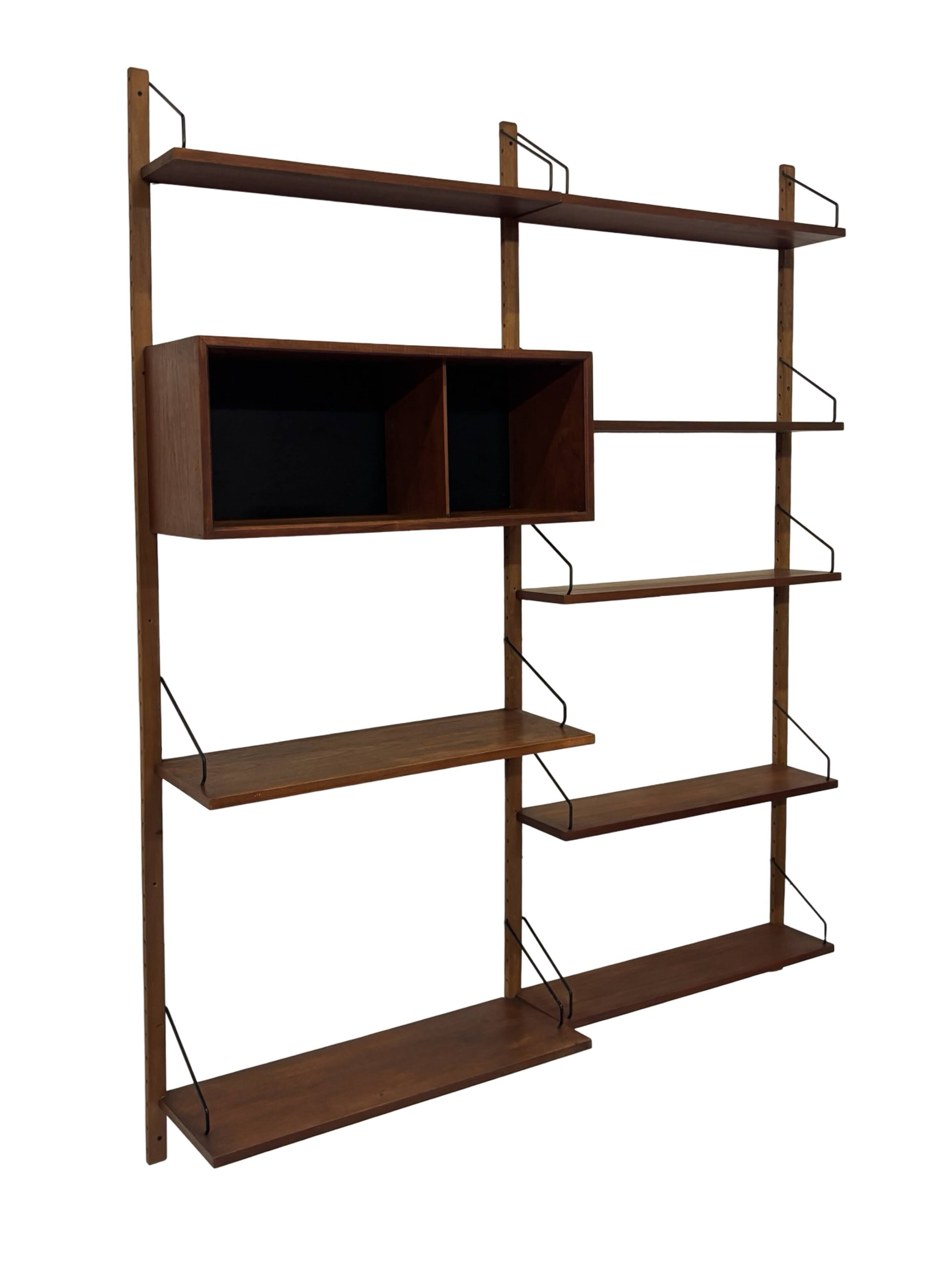 Vintage Poul Cadovius Royal System wall system wall unit