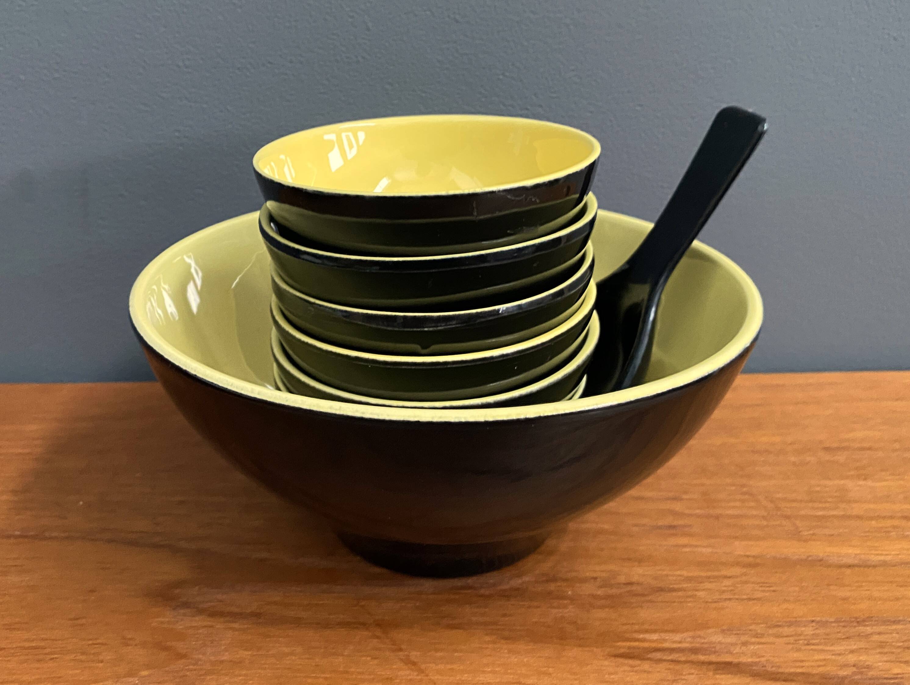 Ceramic black and yellow nuts dispender set 1960s