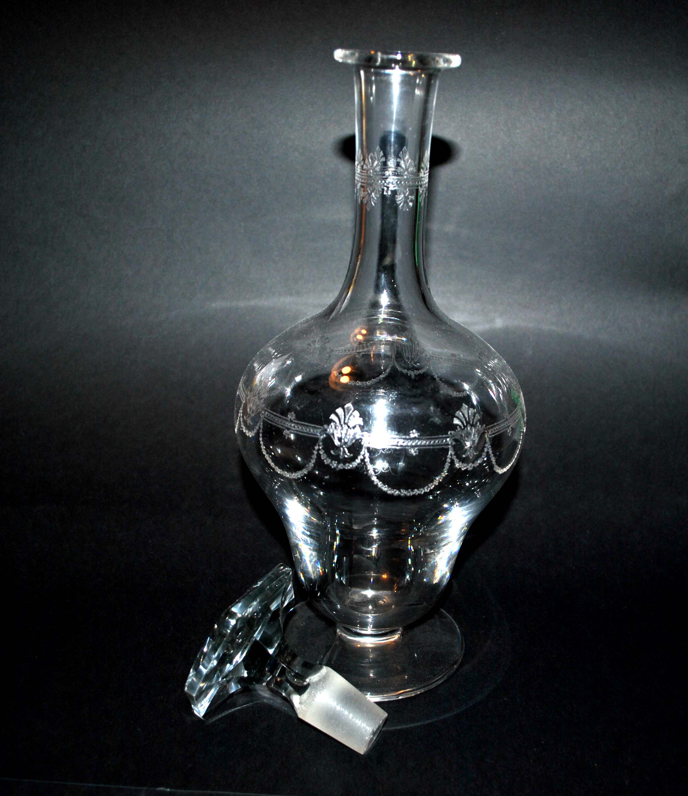 Carafe reims en cristal de saint-louis décor gravé à l'acide "cristal de roche" 1930
