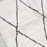 Authentique tapis berbère marocain Beni Ouarain à losanges noirs 2,01x1,59m neuf