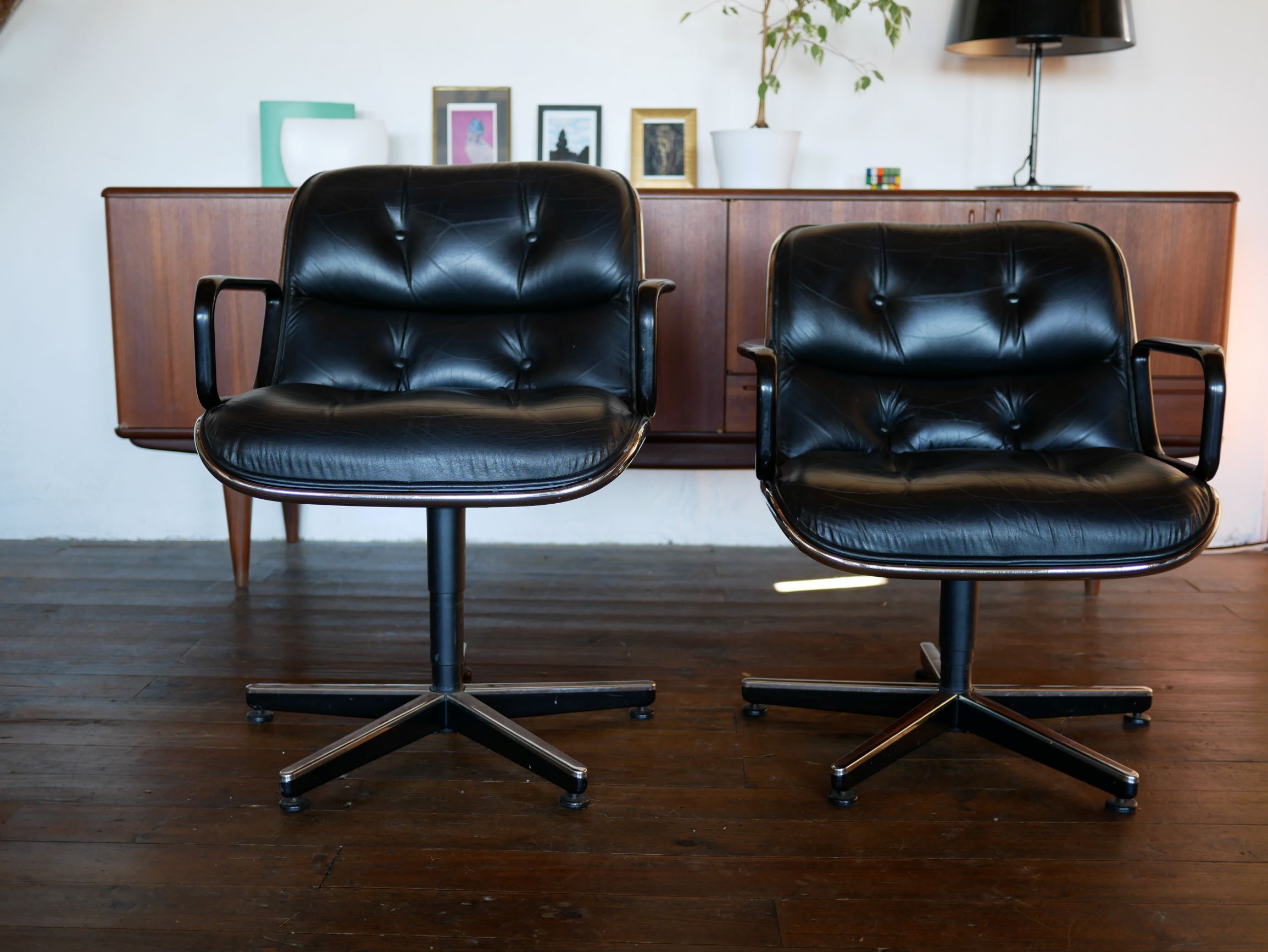 Leather armchair black by Charles Pollock for Knoll International