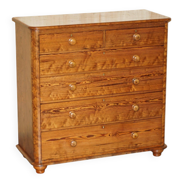 Large Victorian chest of drawers in solid pine from around 1880.