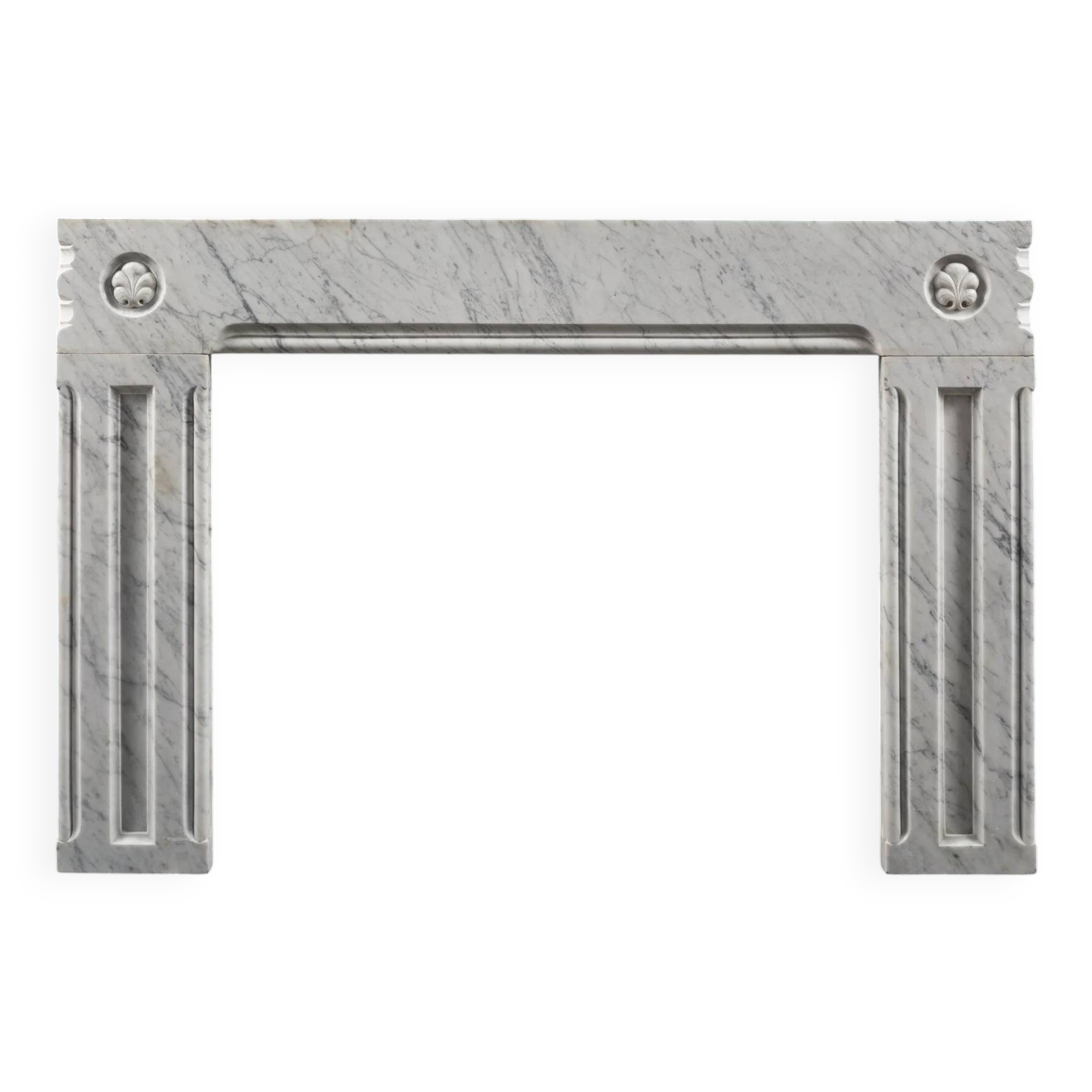 Cheminée en marbre de Carrare du XIXe siècle