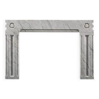 Cheminée en marbre de Carrare du XIXe siècle