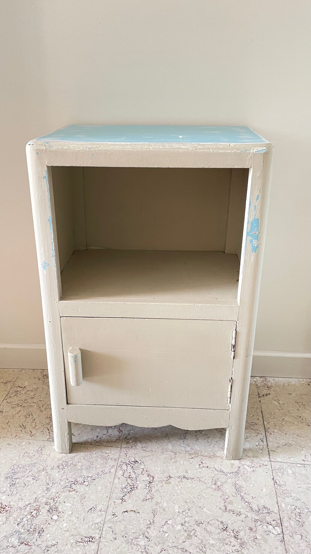 Table de chevet cube années 20