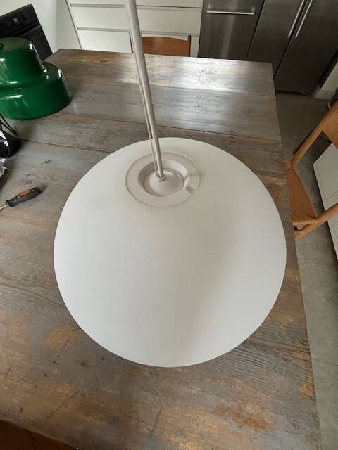 Fluid suspension by Claesson, Koivisto and Rune for Muuto - Sweden 2000s