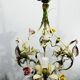 Lustre en fer forgé et porcelaine