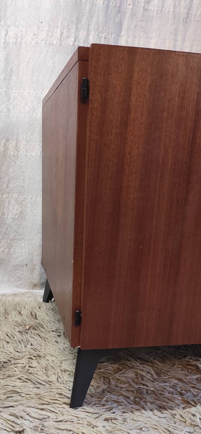 Modernist teak sideboard - 60s/70s