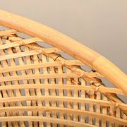 Fauteuil corbeille en rotin et métal noir