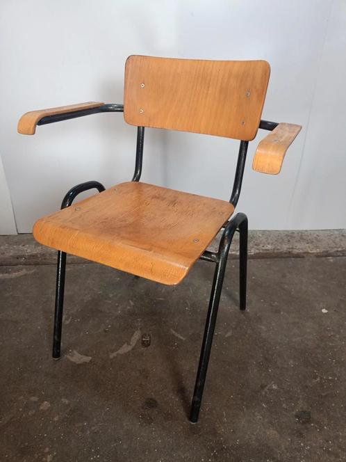 School chair with backrest