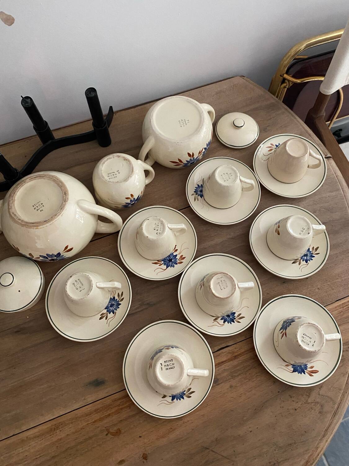 HBCM 19-piece earthenware tea/coffee set, Queen model