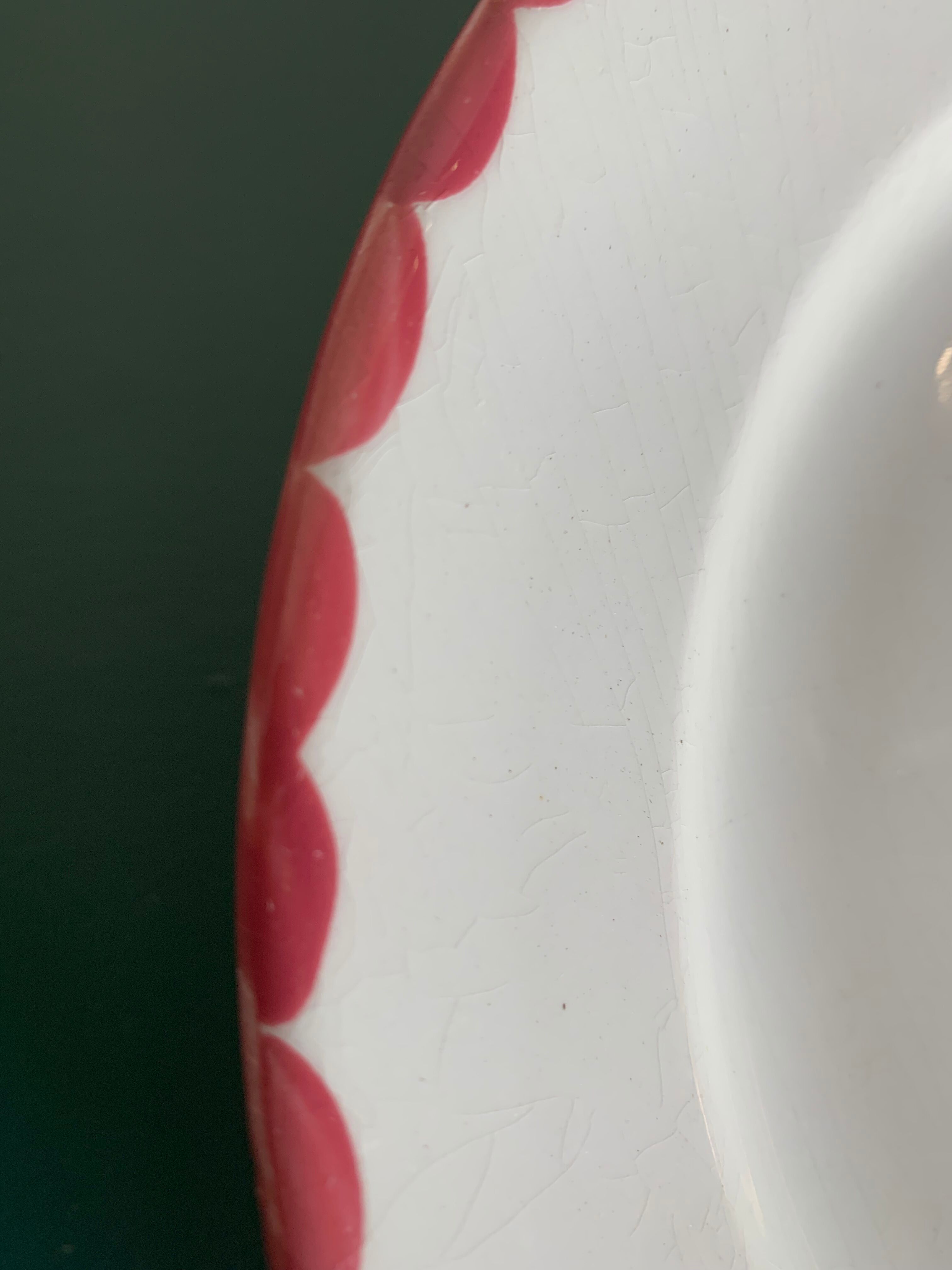 6 flat ceramic plates