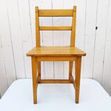 Chaise pour enfant en hêtre verni vintage
